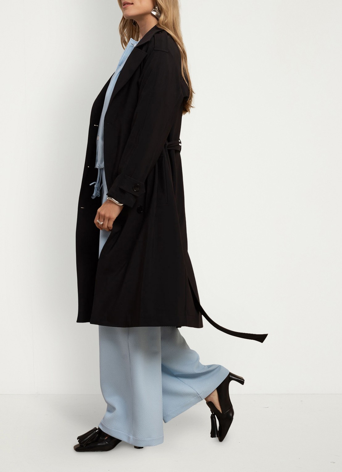 Studio Anneloes Laurine trenchcoat met strikceintuur - voorkant 2 zwart