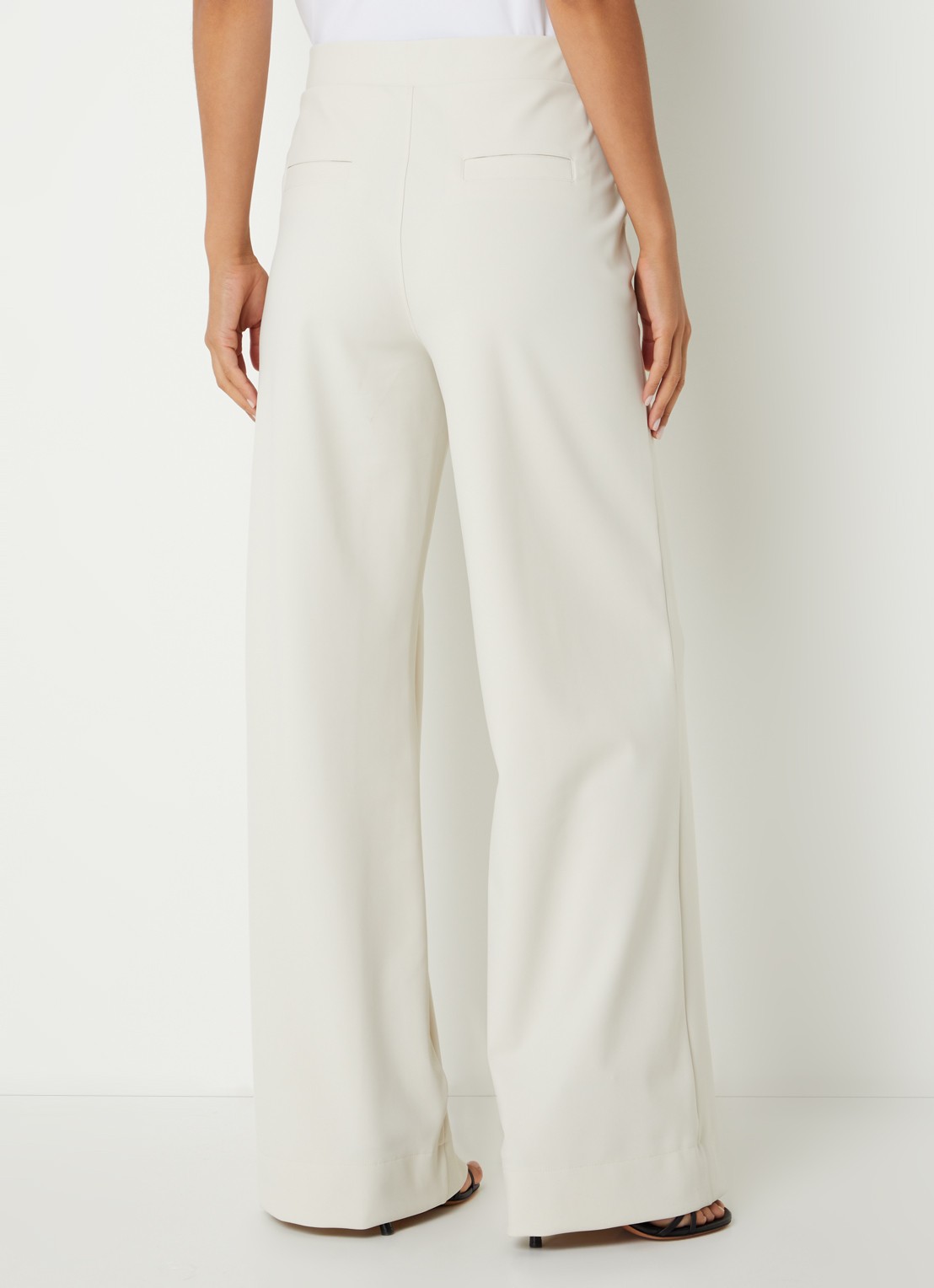 Studio Anneloes Lexie Bonded high waist wide fit pantalon van travelstof  - achterkant 2 gebroken wit