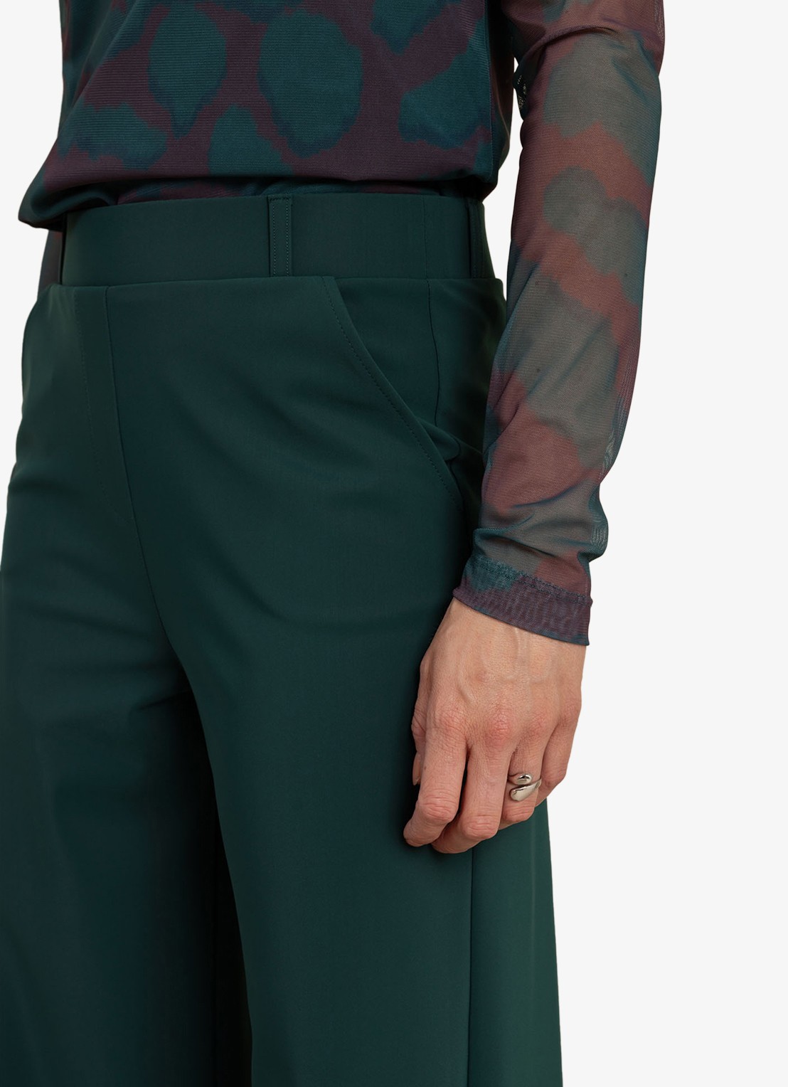Studio Anneloes Lexie bonded trousers - detail 3 petrol
