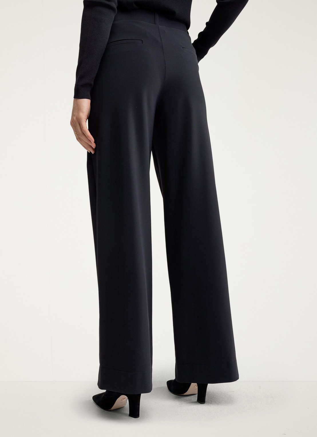 Studio Anneloes Lexie high waist wide fit broek met steekzakken - achterkant zwart