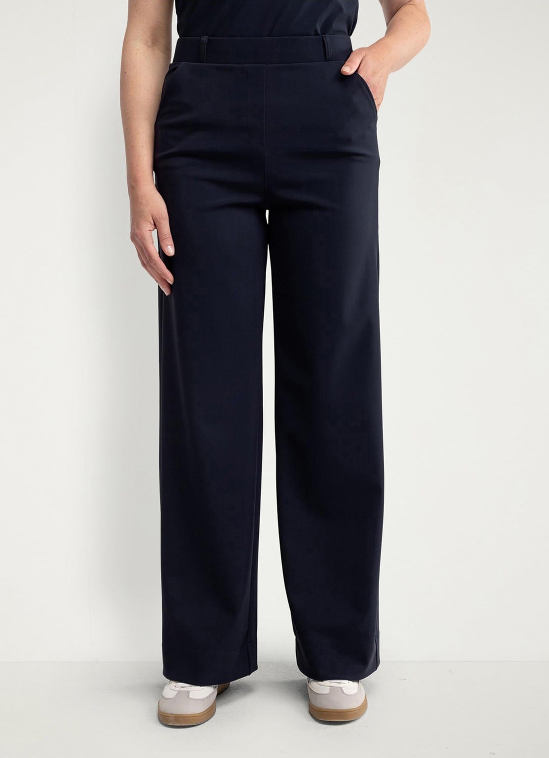 Studio Anneloes Lexie high waist wide fit broek met steekzakken - detail 2 donkerblauw