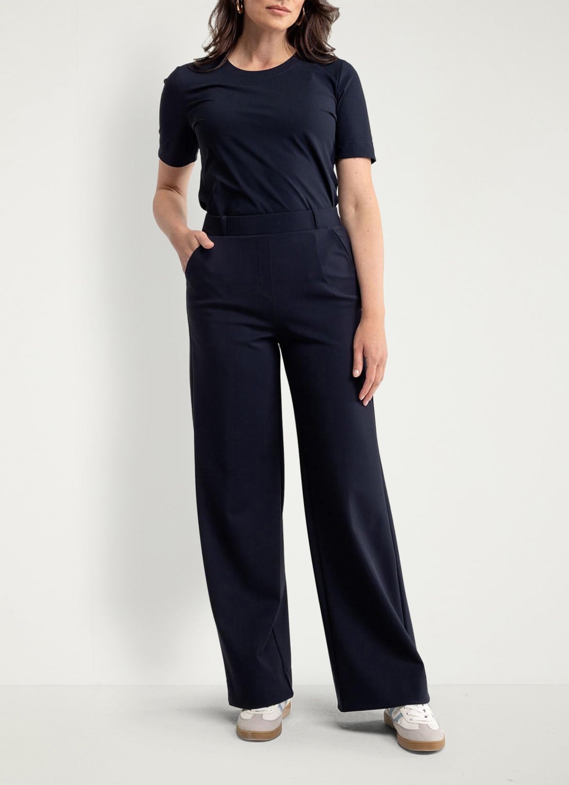 Studio Anneloes Lexie high waist wide fit broek met steekzakken - voorkant 5 donkerblauw