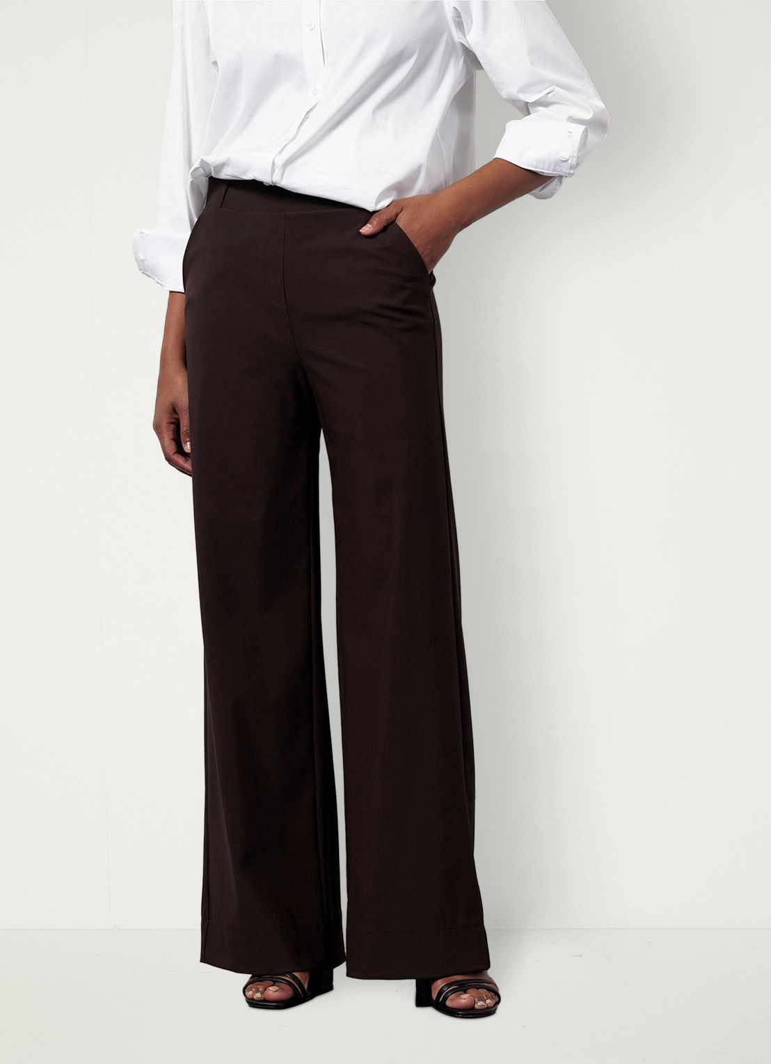 Studio Anneloes Lexie high waist wide fit pantalon met steekzakken - detail 4 chocoladebruin