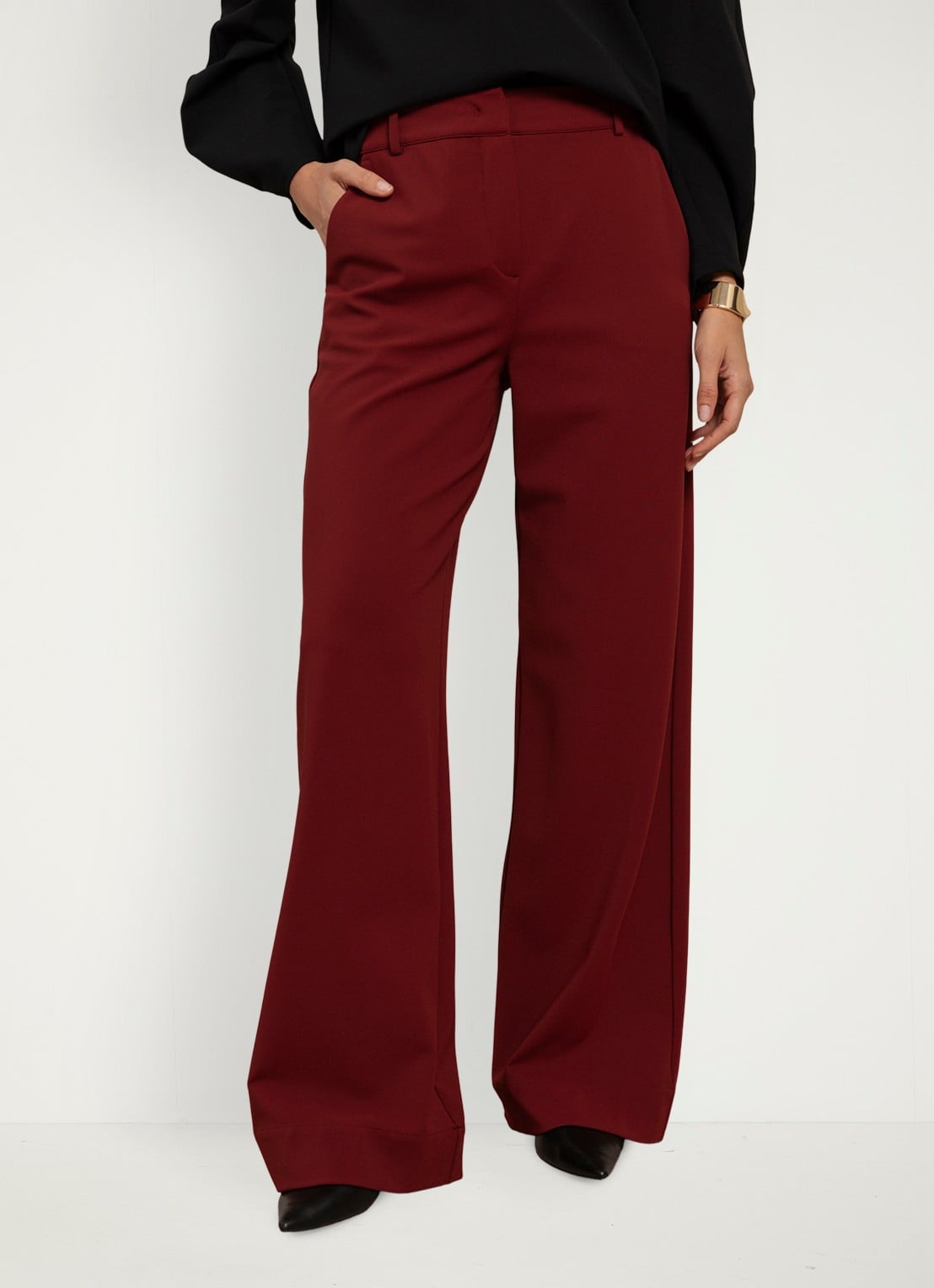 Studio Anneloes Luz mid waist wide fit pantalon met steekzakken - detail 2 donkerrood