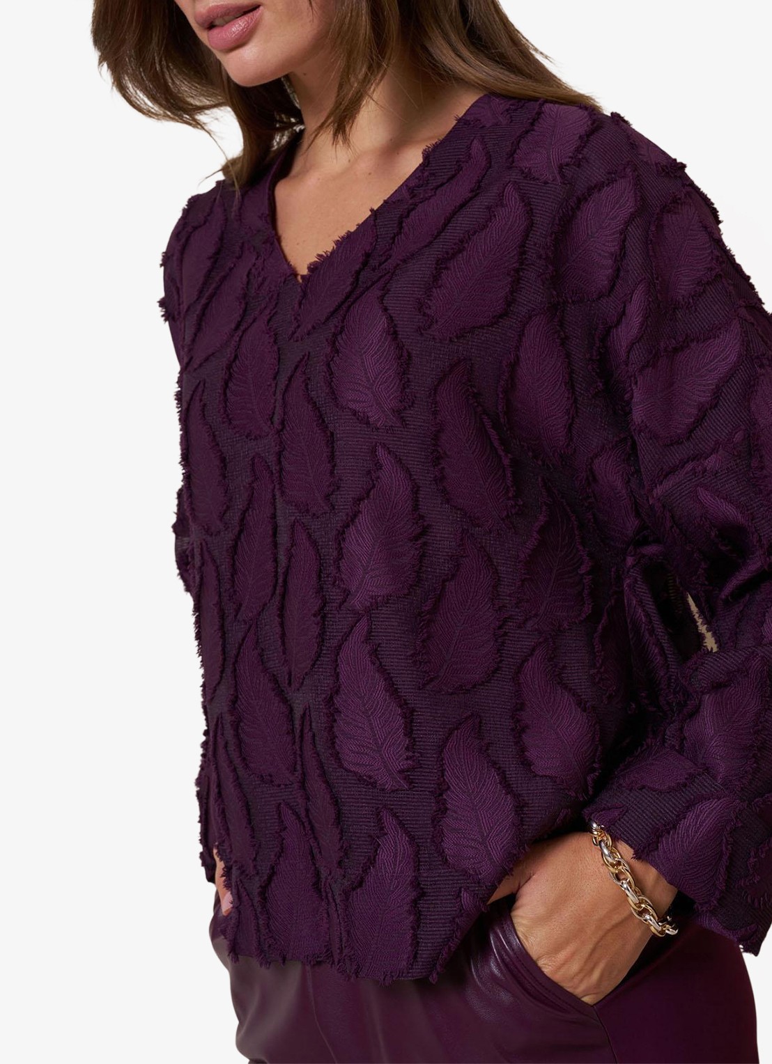 Studio Anneloes Madison top met print - detail 3 bruin