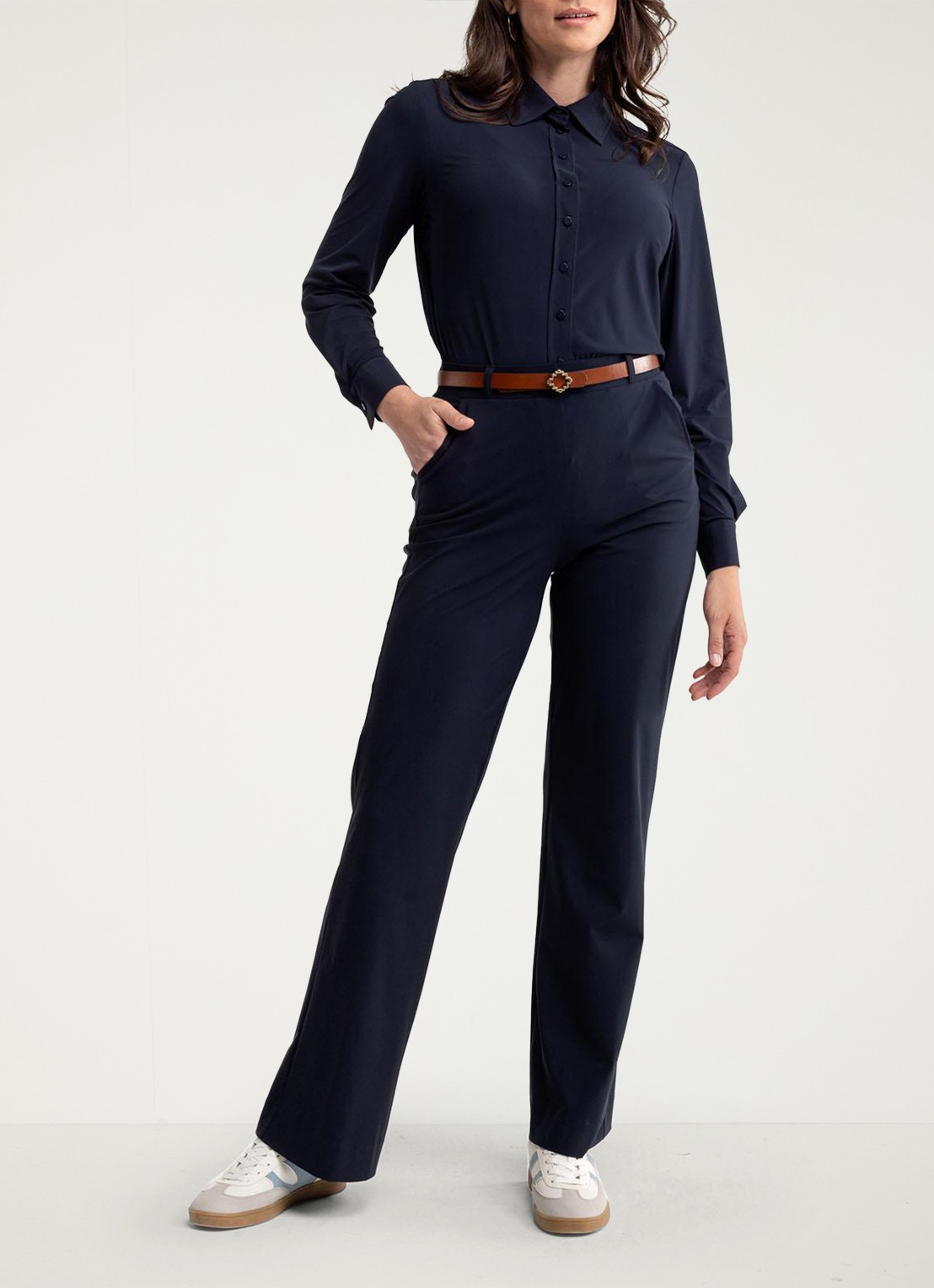 Studio Anneloes Marilon high waist wide fit broek met steekzakken - voorkant 2 donkerblauw