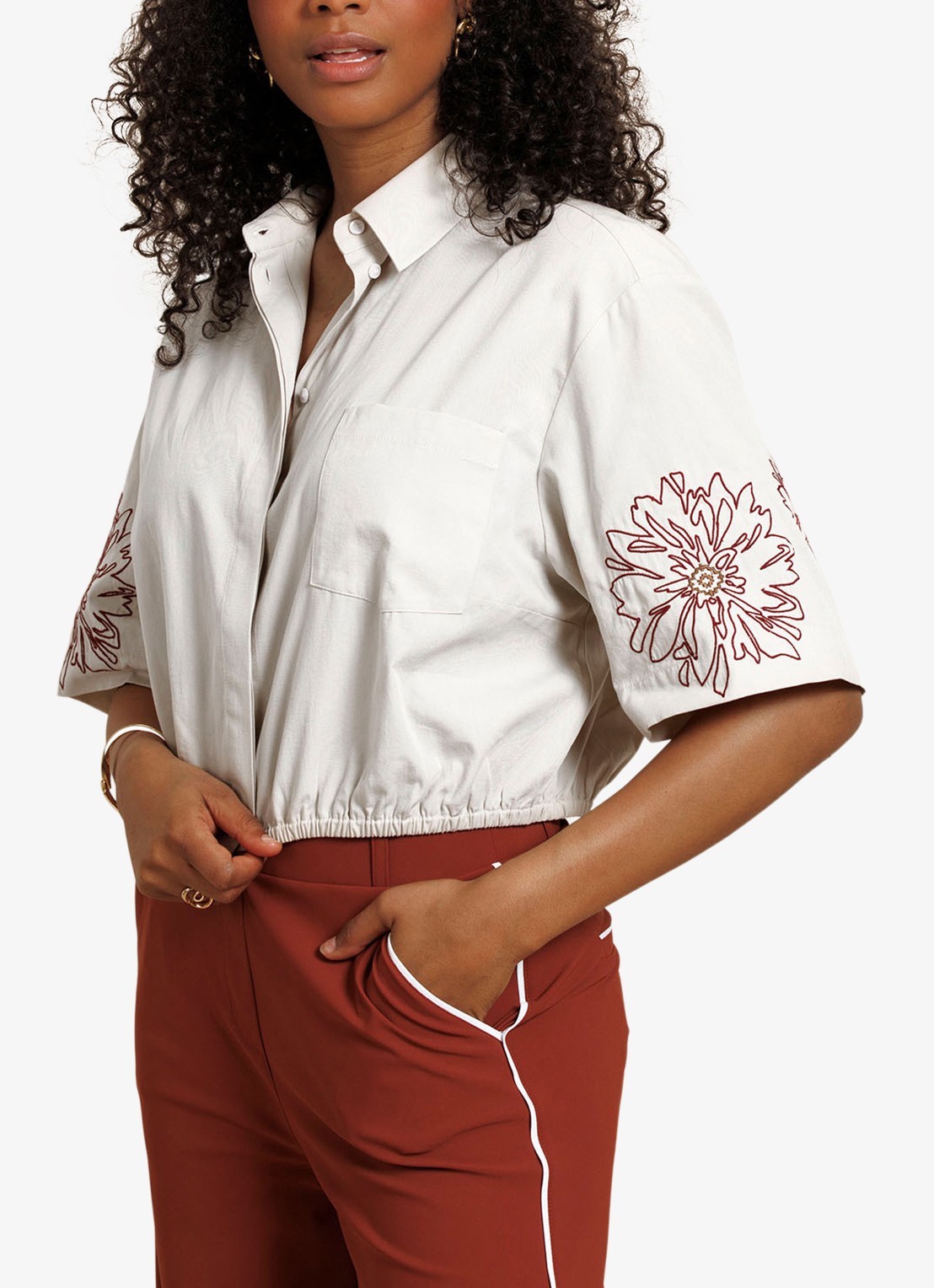 Studio Anneloes Noleste cropped blouse met borduring - detail 3 wit