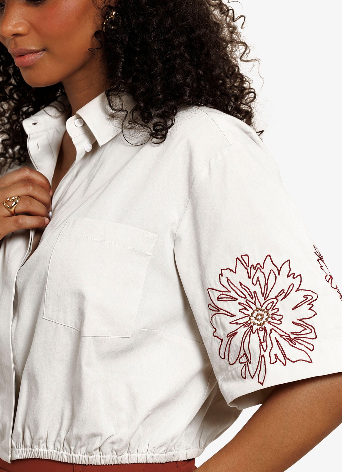 Studio Anneloes Noleste cropped blouse met borduring - detail 4 wit