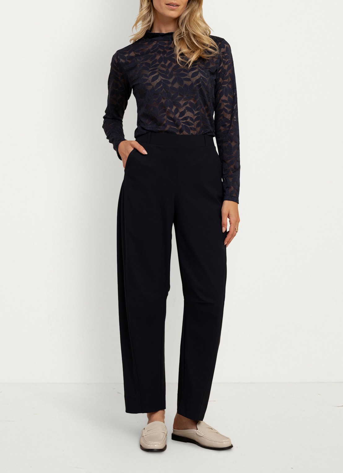 Studio Anneloes Reagan lace top - voorkant 3 kobaltblauw