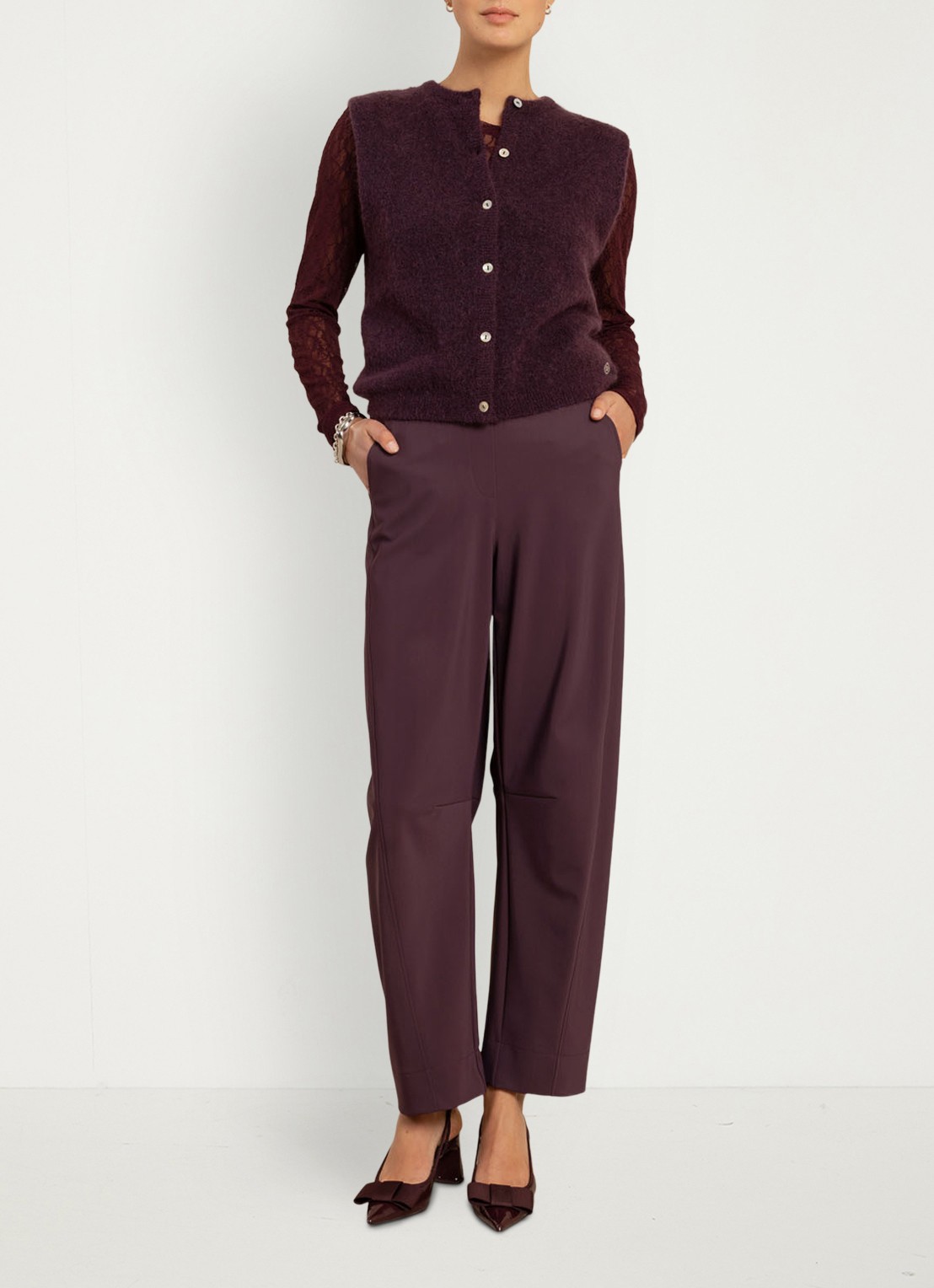 Studio Anneloes Reagan top van kant - voorkant 4 aubergine
