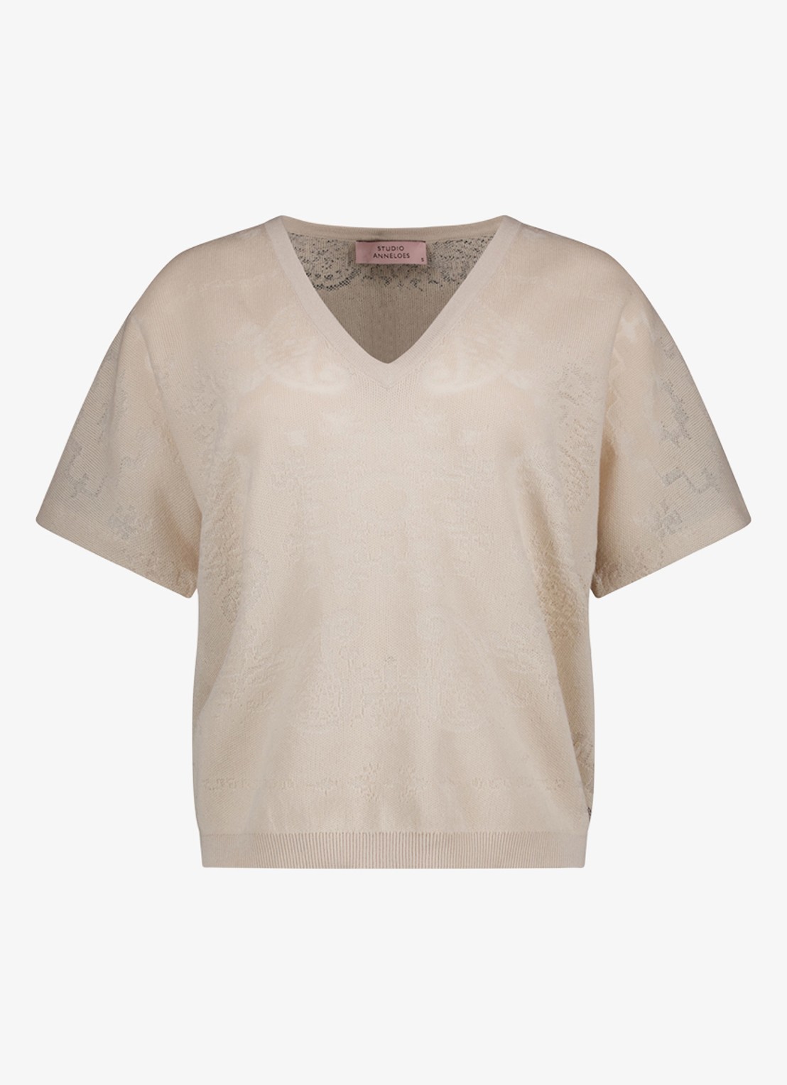 Studio Anneloes Robin top met V-hals - voorkant creme