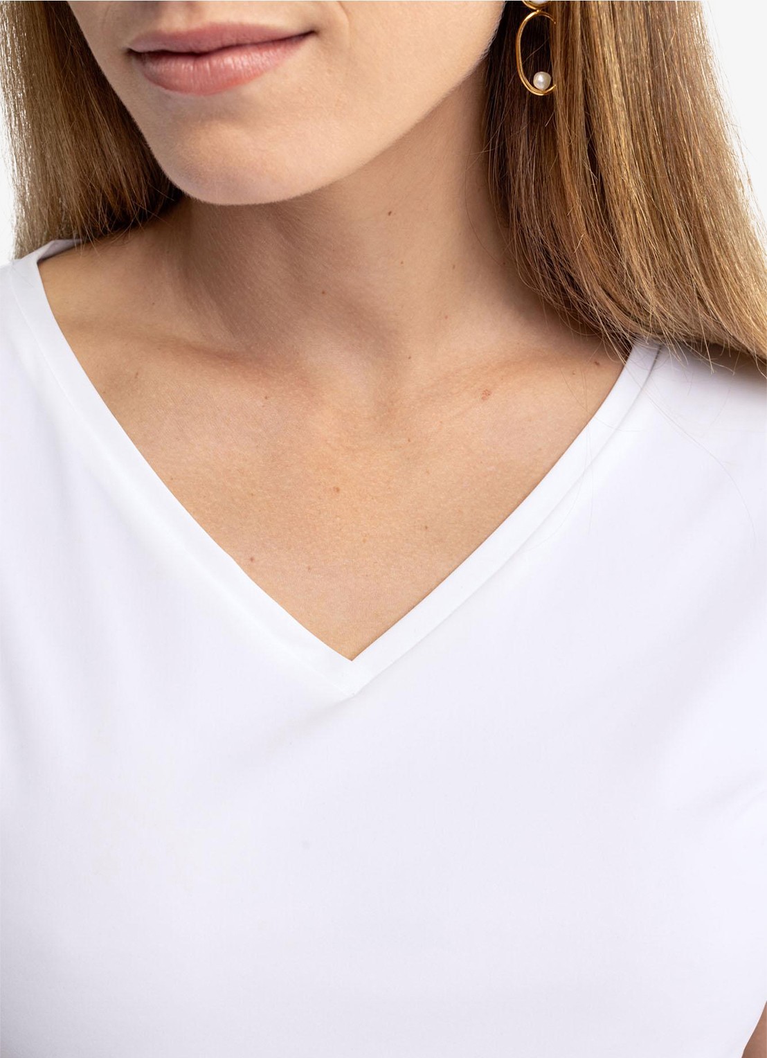 Studio Anneloes Roller T-shirt met V-hals - detail 4 wit