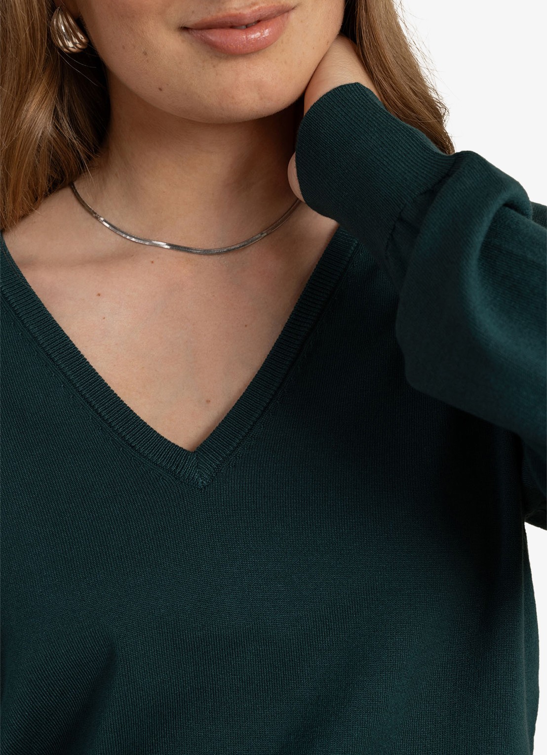 Studio Anneloes Ruth vneck pullover - detail 2 petrol