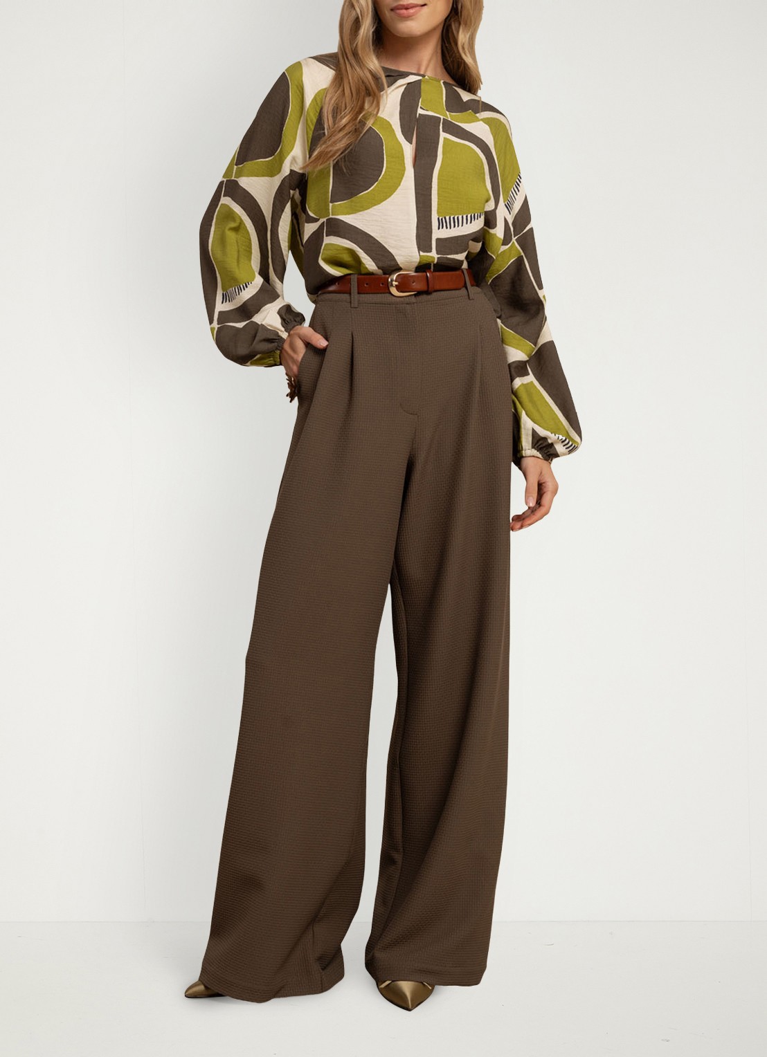 Studio Anneloes Skye high waist wide fit pantalon met structuur - voorkant 3 bruin