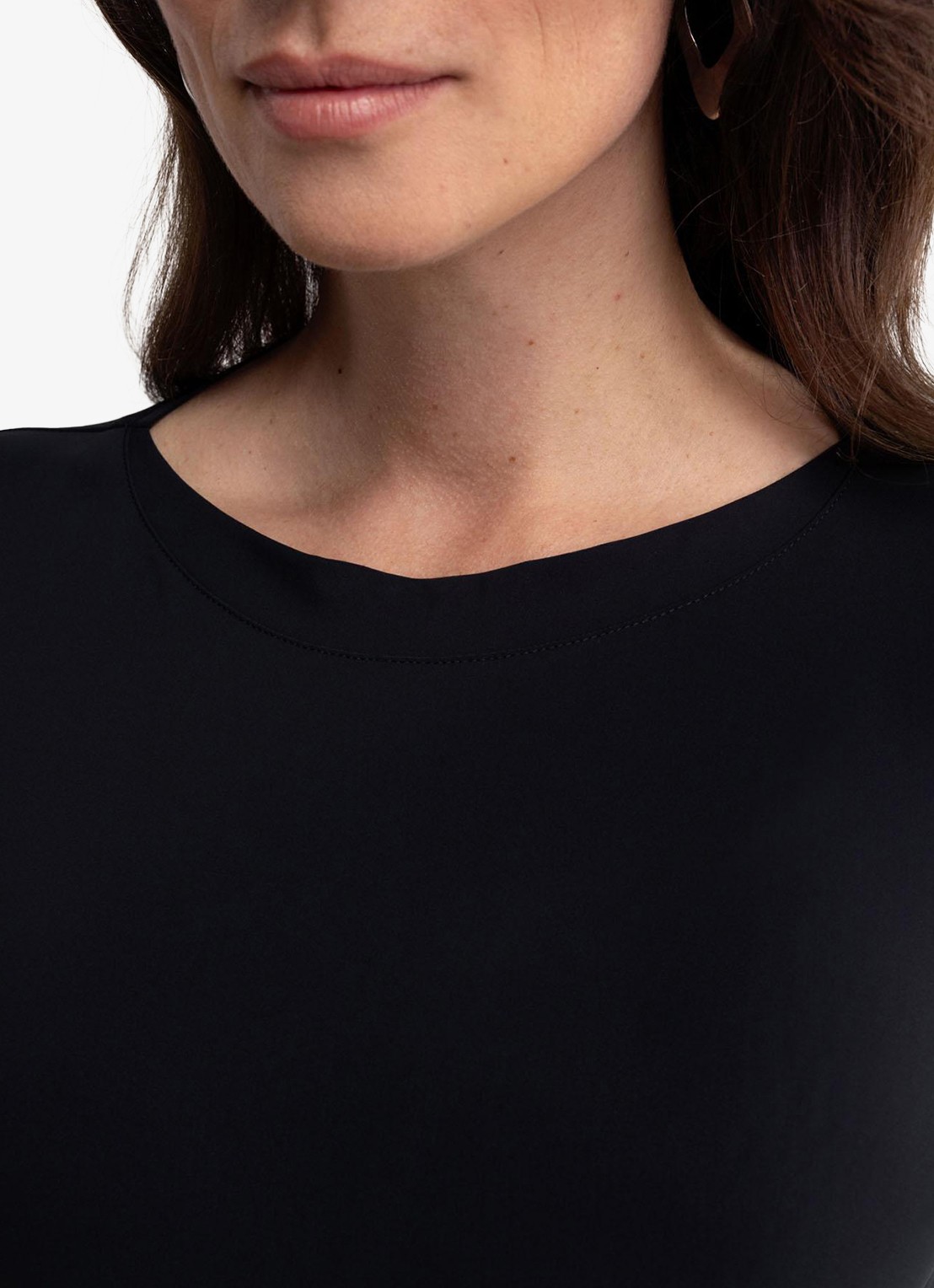 Studio Anneloes Sydney longsleeve met boothals - detail 4 zwart