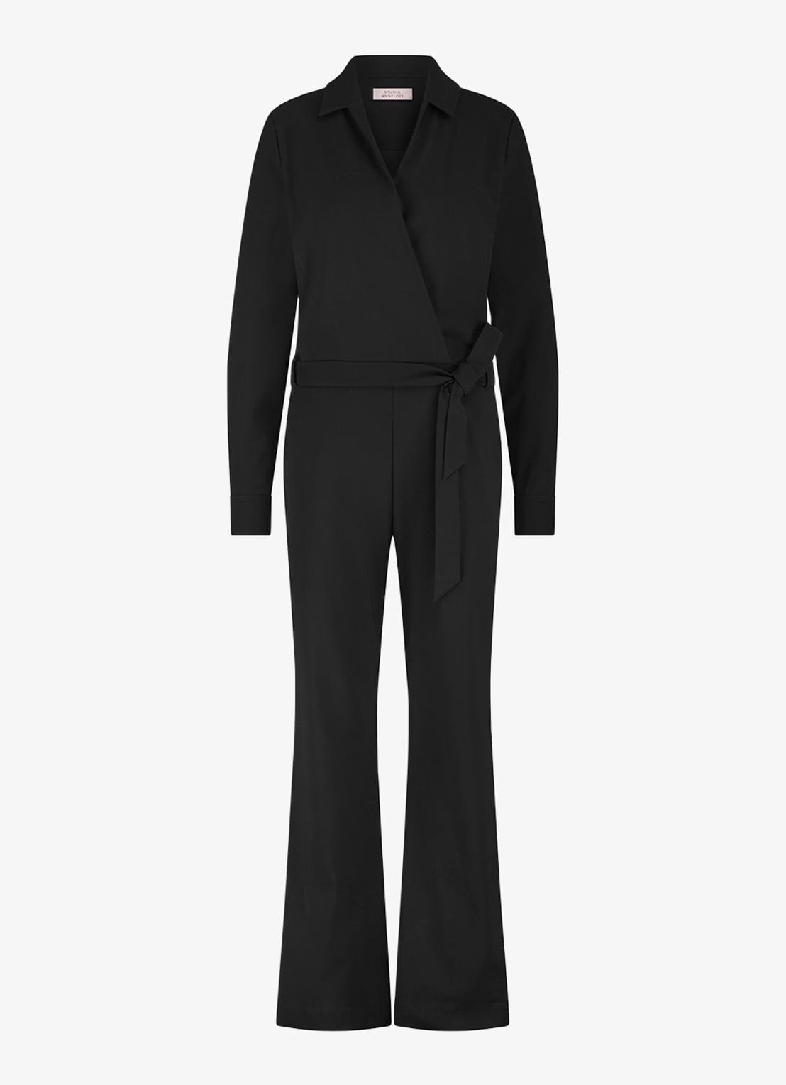 Studio Anneloes Wide fit jumpsuit met strikceintuur - voorkant zwart