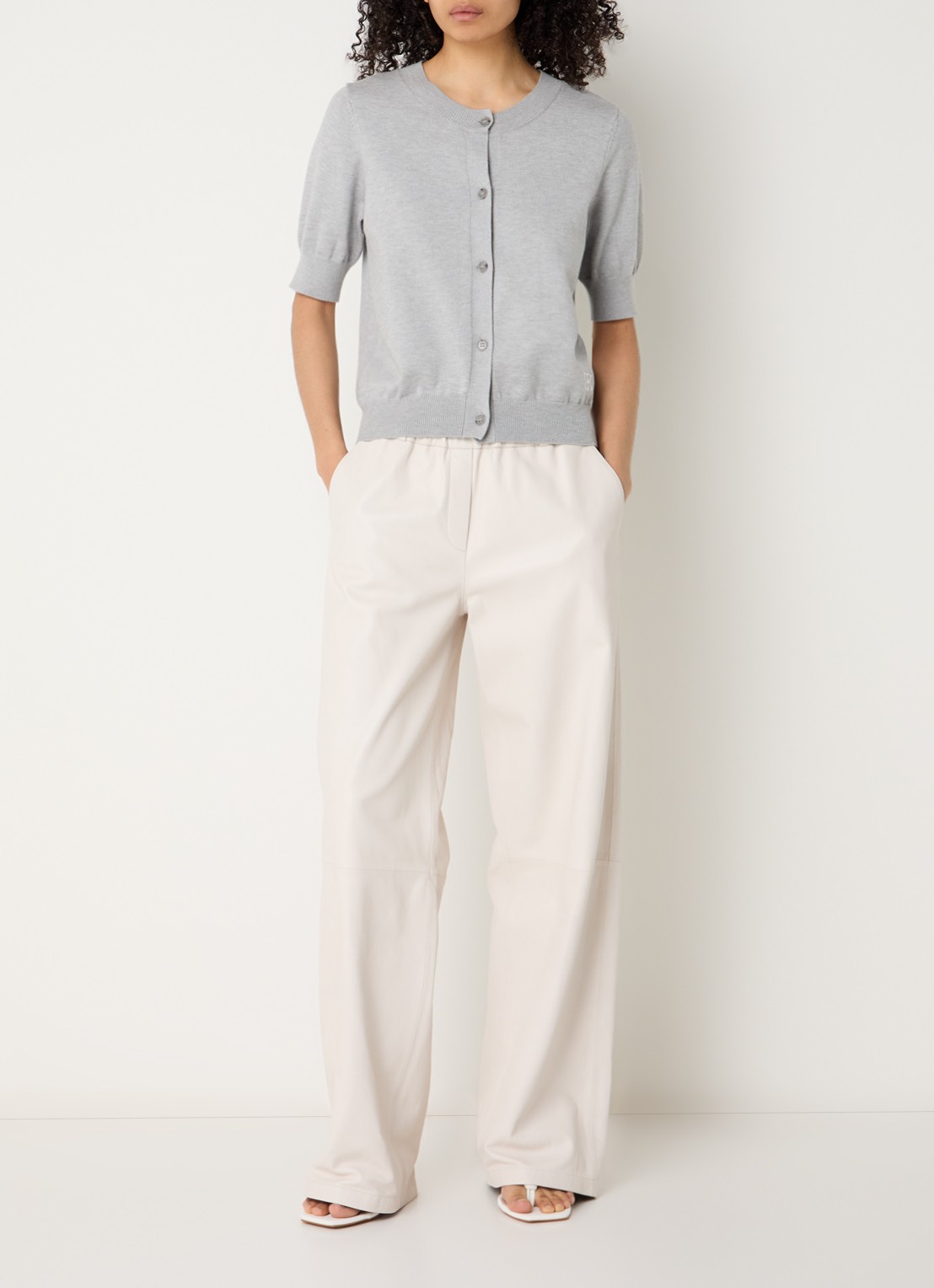 STUDIO AR Thalina high waist straight fit broek van schapenleer - voorkant 4 gebroken wit