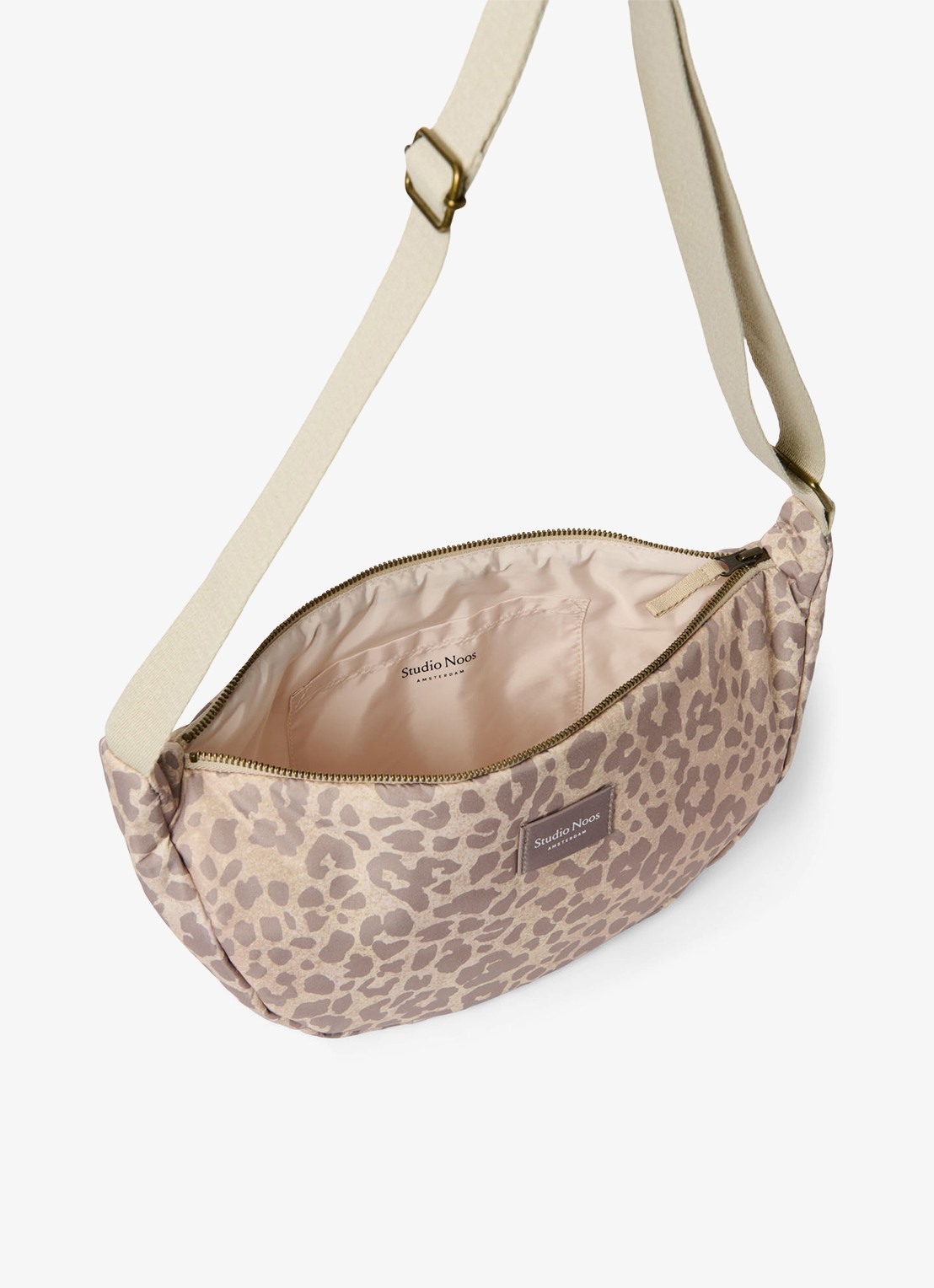 Studio Noos Crossbodytas met print - detail 5 beige