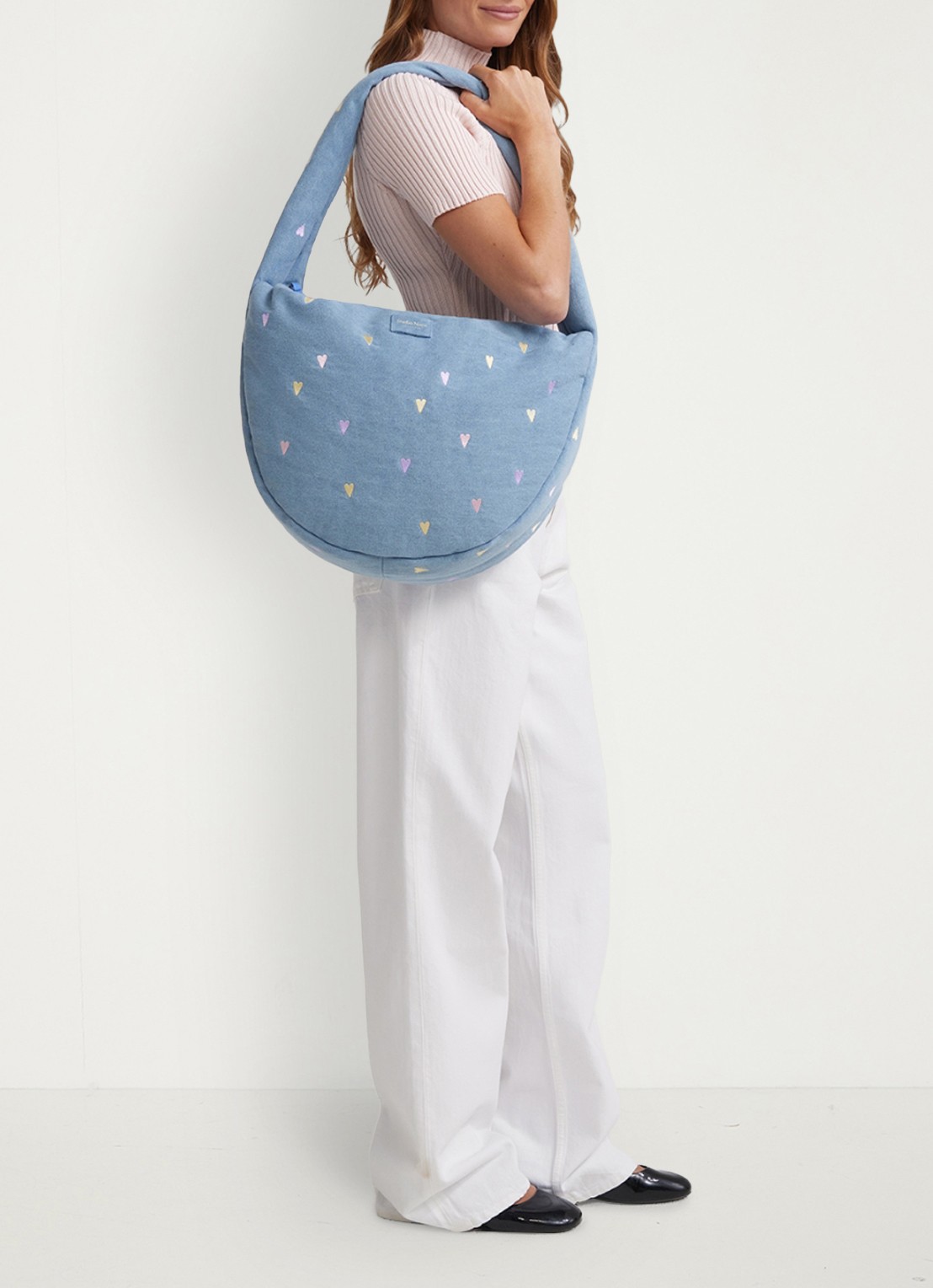 Studio Noos Crossbodytas van denim met borduring - detail lichtblauw