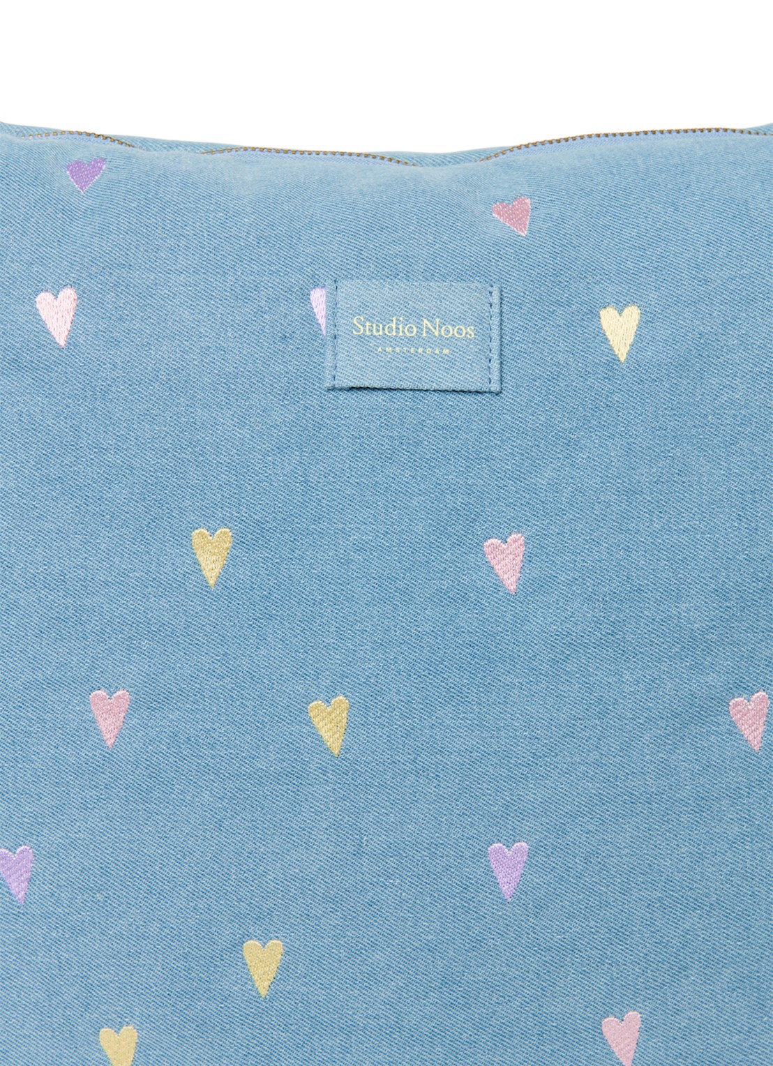Studio Noos Luiertas van denim met borduring - detail 4 lichtblauw