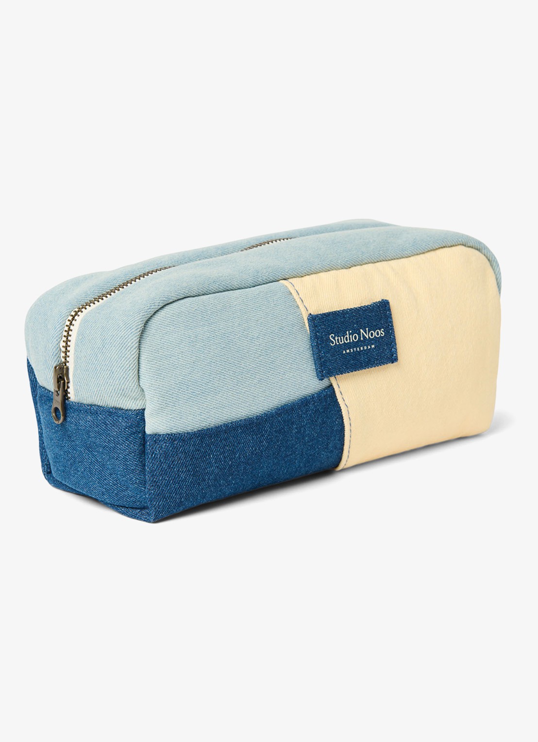 Studio Noos Patchwork etui met logo - voorkant 3 jeans