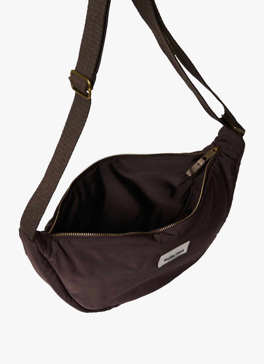 Studio Noos Puffy crossbodytas met verstelbare schouderriem - detail 3 donkerbruin