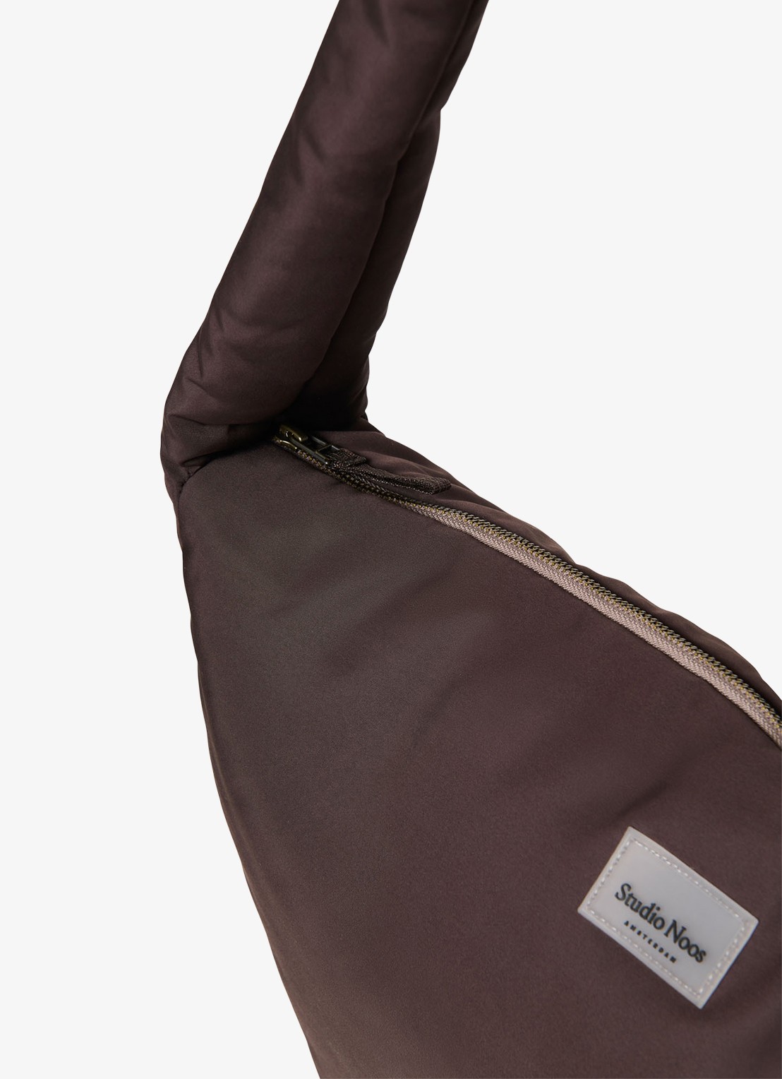 Studio Noos Puffy gewatteerde crossbodytas met logo - detail 7 donkerbruin