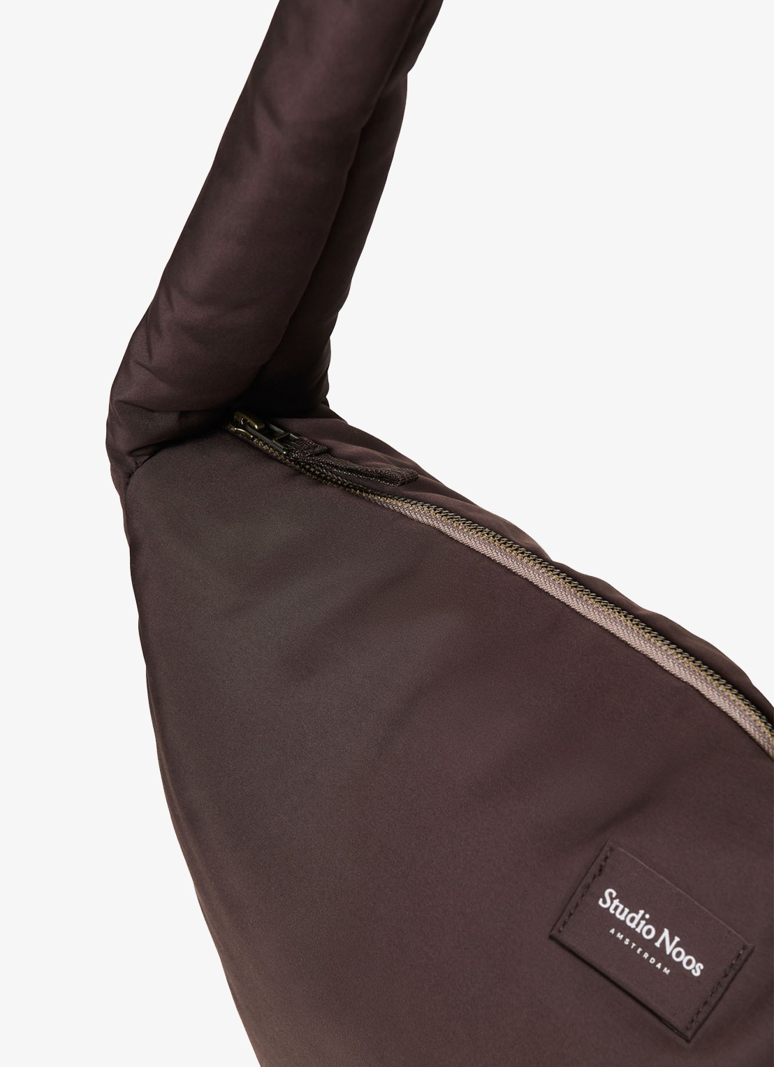 Studio Noos Puffy gewatteerde crossbodytas met logo - detail 4 donkerbruin