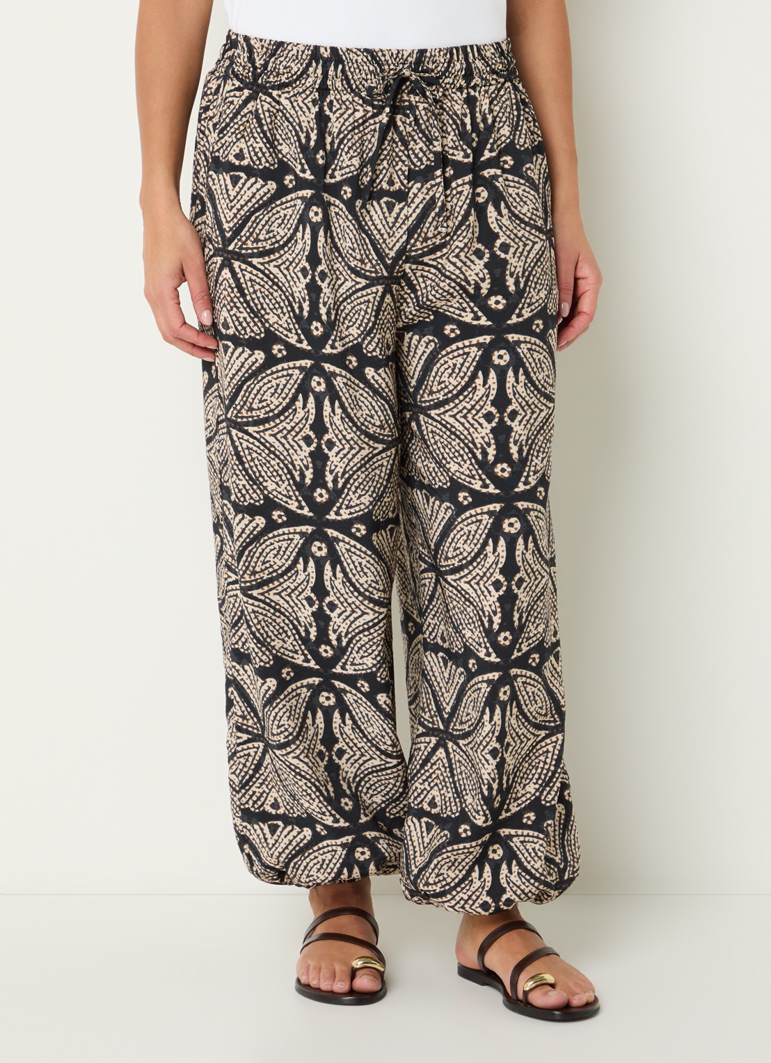 Summum High waist wide fit palazzo broek met print - detail 2 zwart