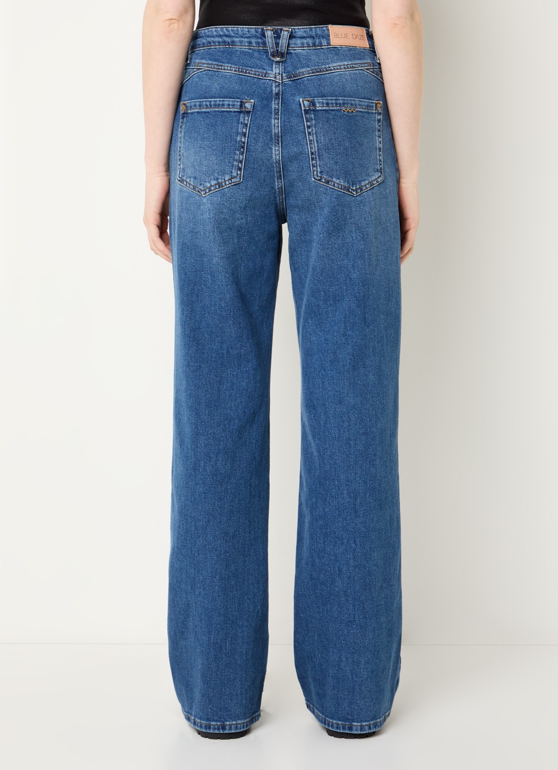 Summum Low waist straight fit jeans met medium wassing - achterkant 3 indigo