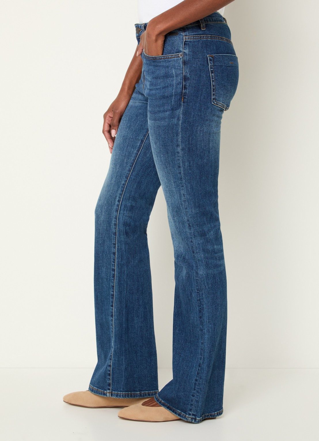 Summum Mid waist flared jeans met donkere wassing  - detail 5 indigo