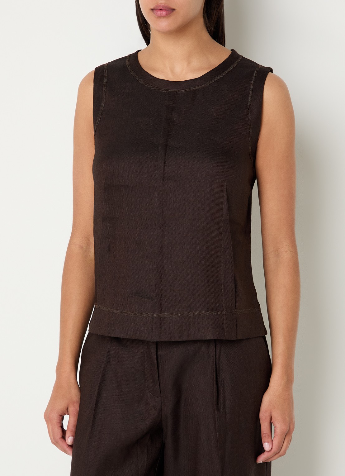 Summum Mouwloze top in linnenblend met ronde hals - detail 4 donkerbruin