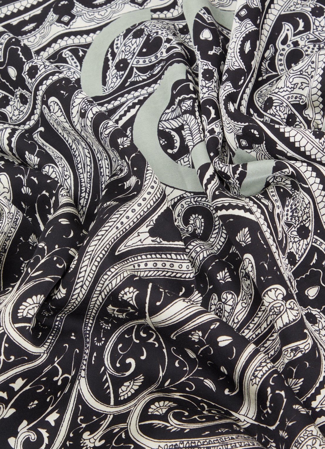 Summum Sjaal met paisley dessin 100 x 100 cm - detail 3 zwart