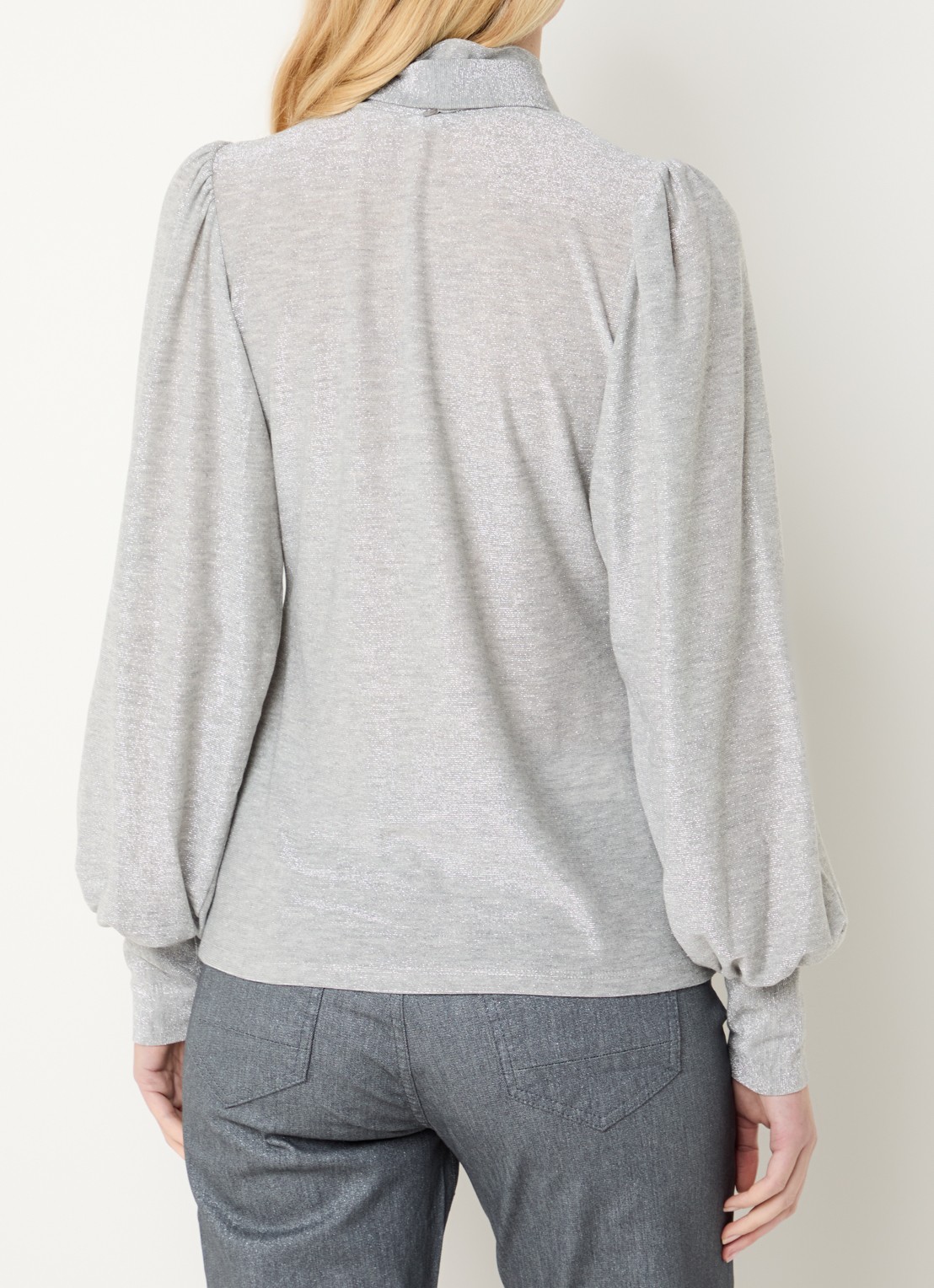 Summum Top met lurex en afneembare sjaalkraag - achterkant 3 lichtgrijs