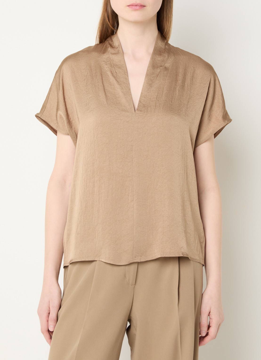 Summum Top met V-hals en vlindermouw - detail 4 khaki