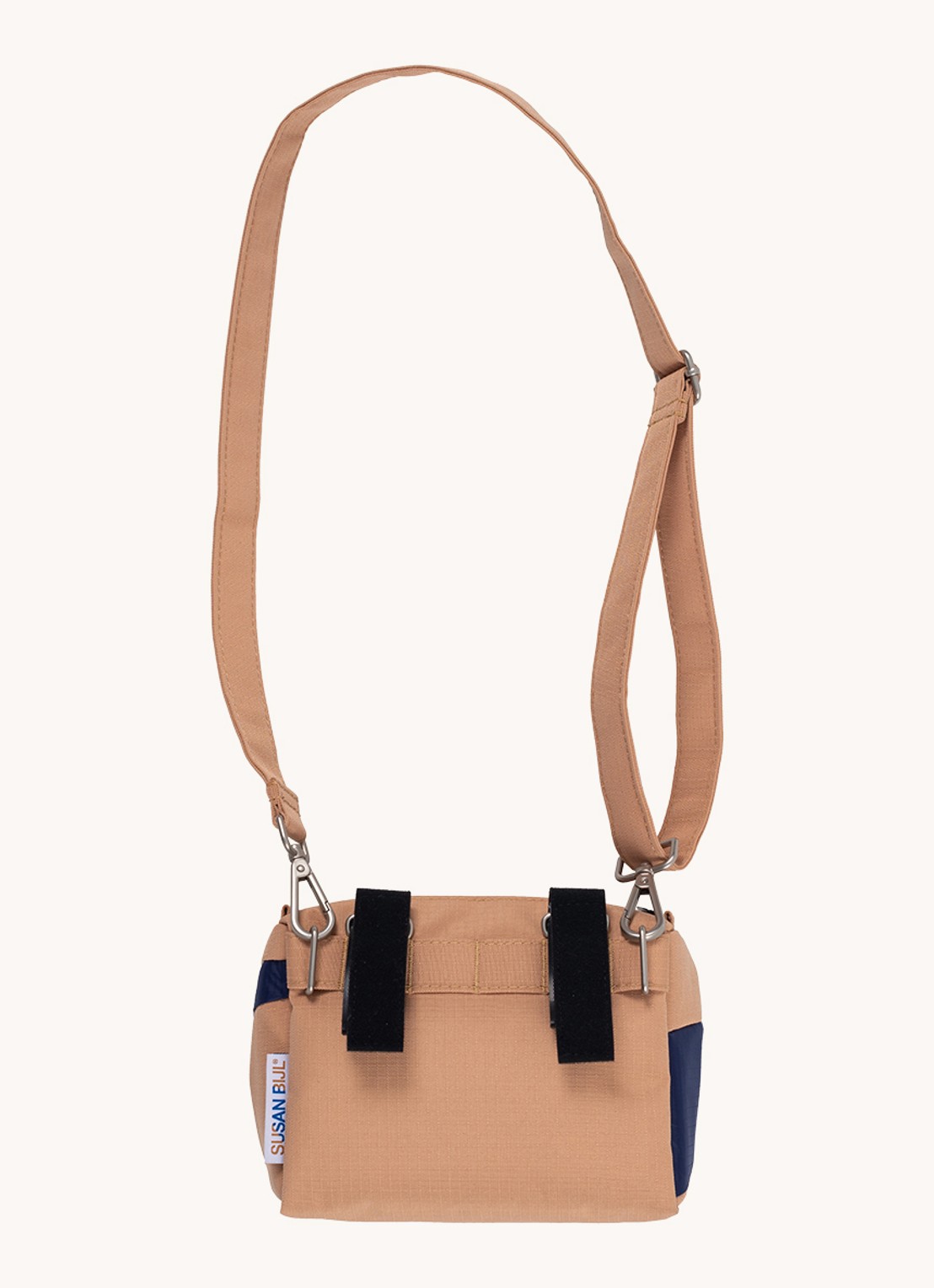 SUSAN BIJL Bum Bag Medium crossbodytas met waterafstotende coating - detail 5 camel