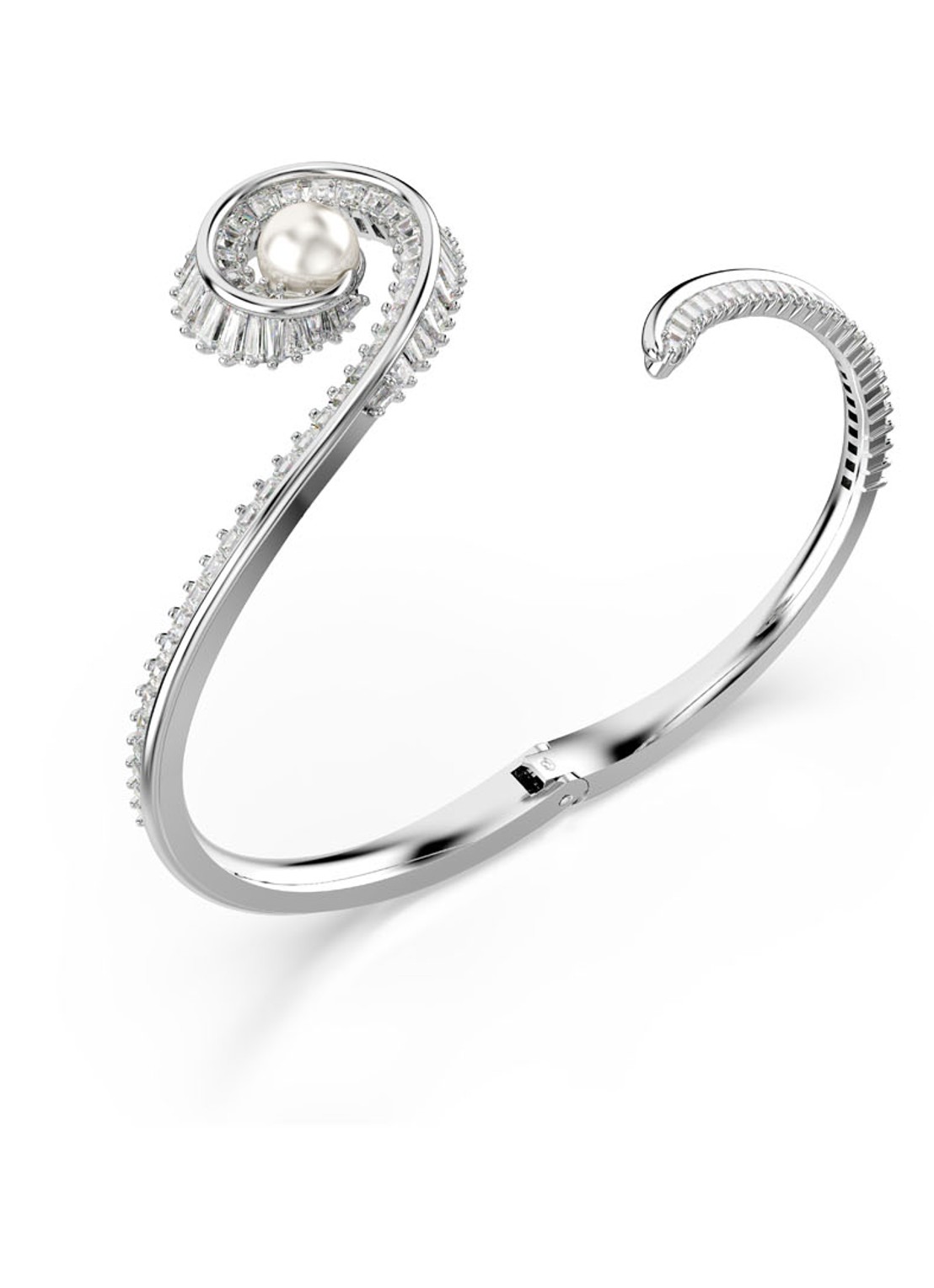 Swarovski SS25 Capsule bangle met kristal M - detail 3 zilver