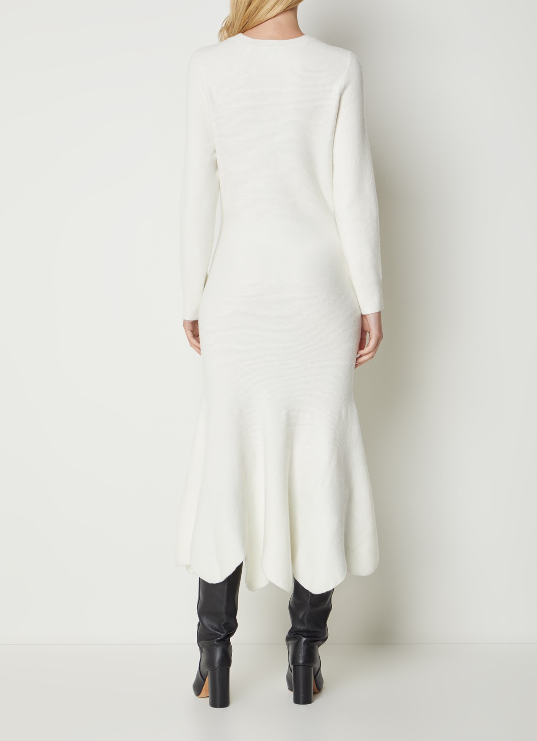 Ted Baker Jolaymay fijngebreide midi trui-jurk in wolblend met volant - achterkant 4 gebroken wit