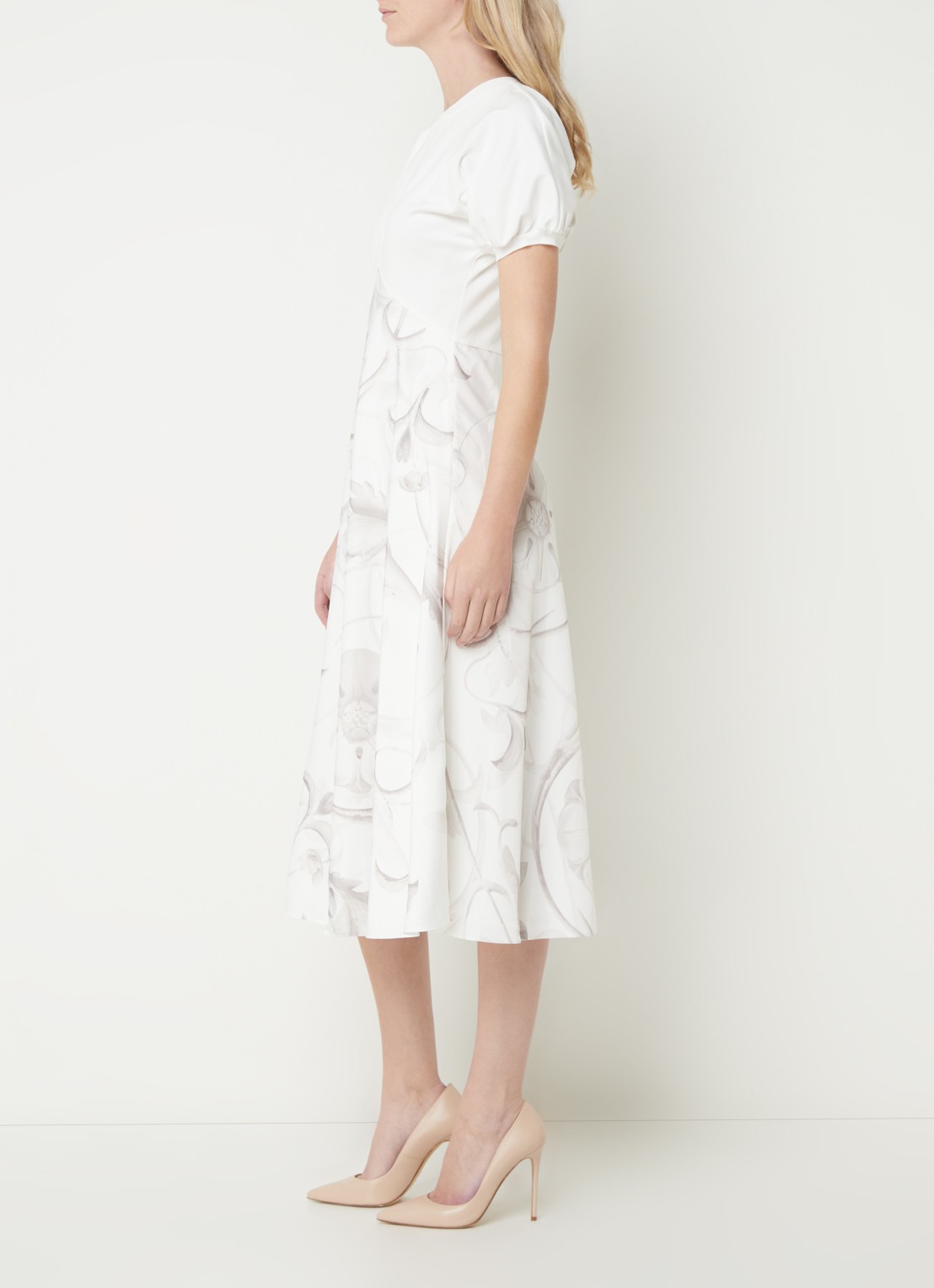 Ted Baker Magylee midi jurk met inzet van satijn en bloemenprint - voorkant 2 wit