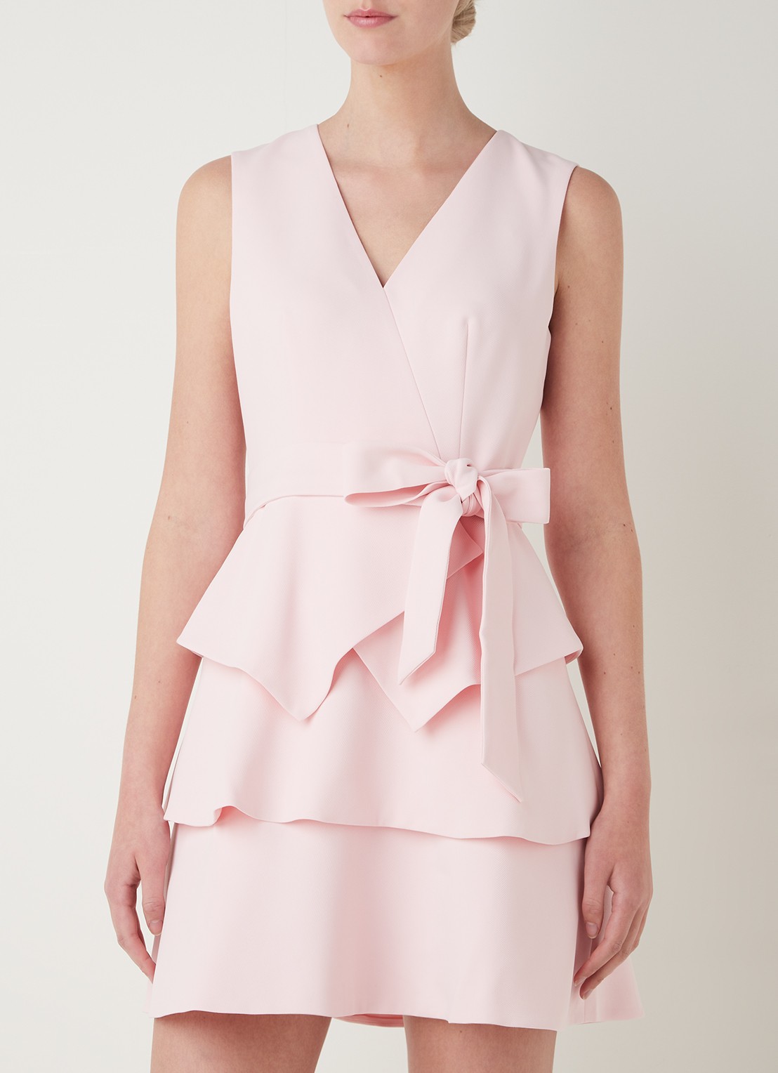 Ted Baker Reinah mini jurk met V-hals en volant - detail 2 roze