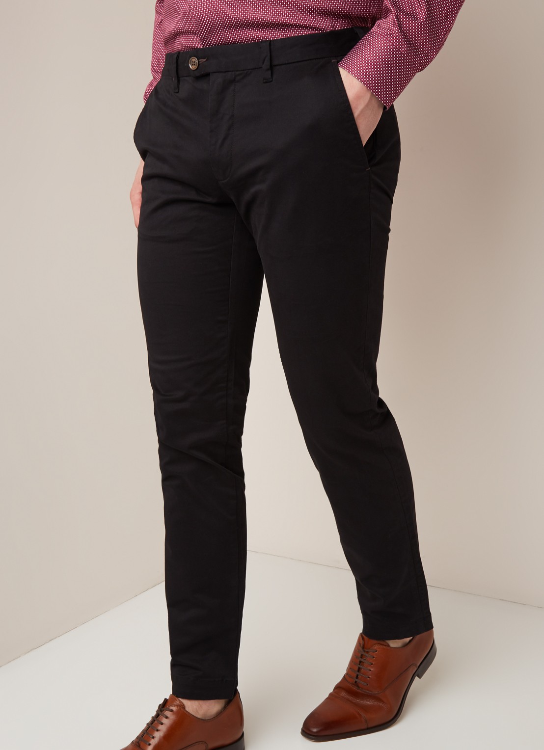 Ted Baker Seenchi classic fit chino met stretch - detail 3 zwart