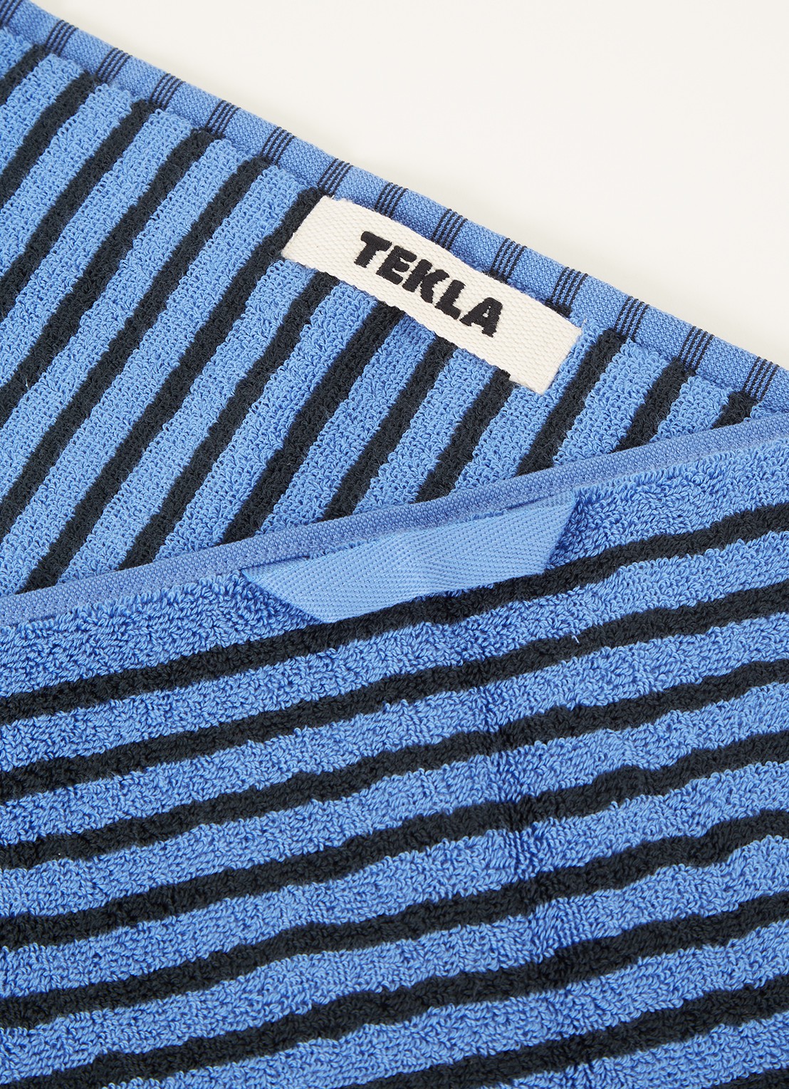 TEKLA Terry badhanddoek - 600 gr/m2 - 50 x 90 cm - detail 3 kobaltblauw