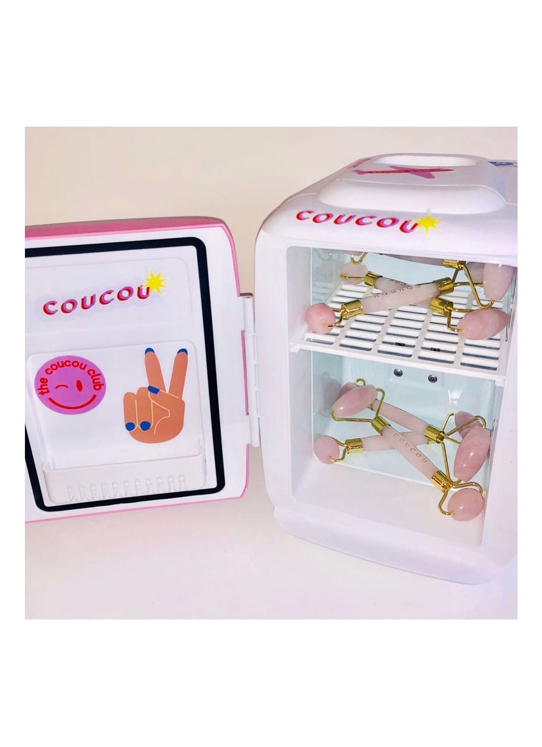 The Coucou Club Coucou Rose Quartz Roller - gezichtsroller - detail 4 lichtroze