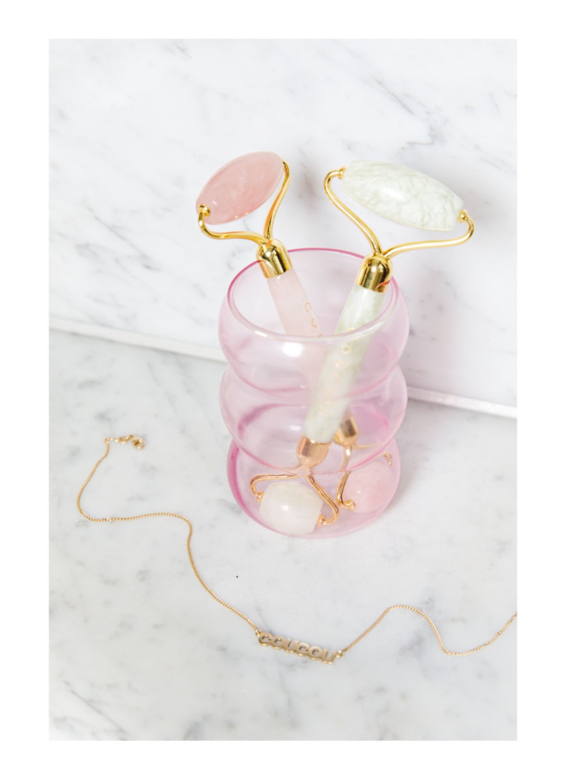 The Coucou Club Coucou Rose Quartz Roller - gezichtsroller - detail 7 lichtroze