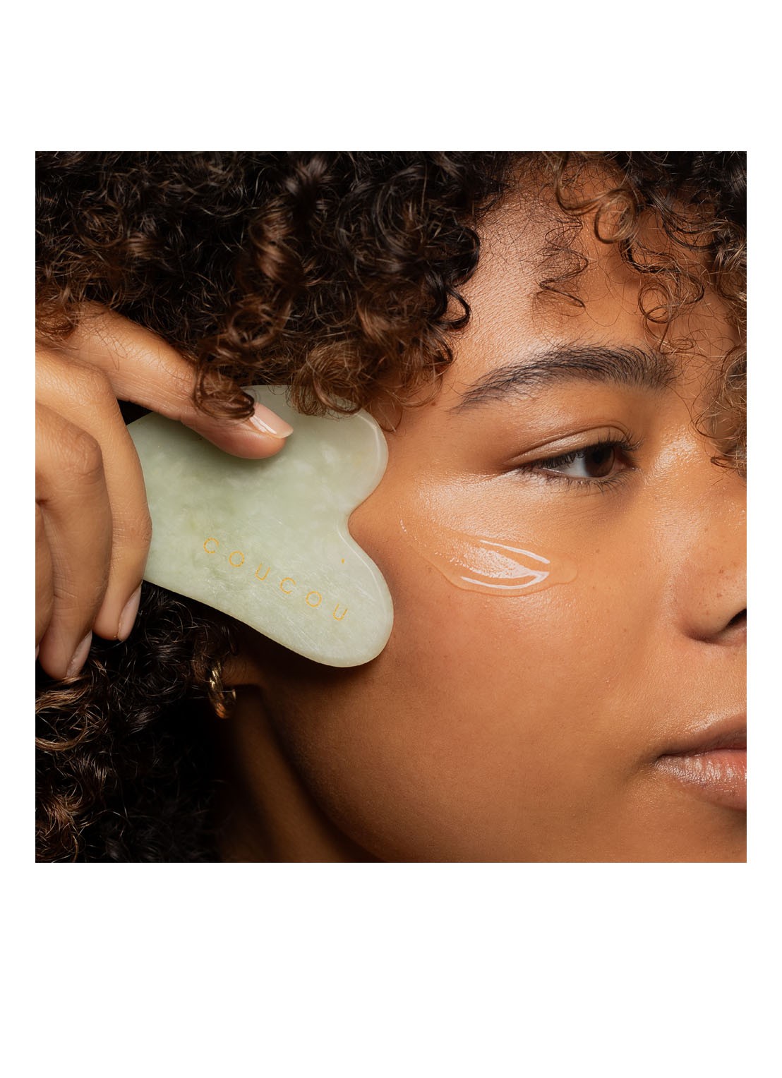 The Coucou Club Jade Gua Sha - detail 2 undefined