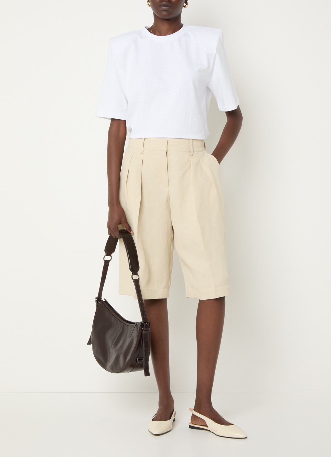 The Frankie Shop Bilbao high waist wide fit korte pantalon in linnenblend - voorkant 4 beige