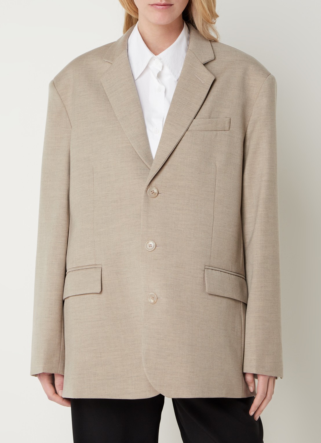 The Frankie Shop Gelso oversized blazer met klepzakken  - detail 3 zand