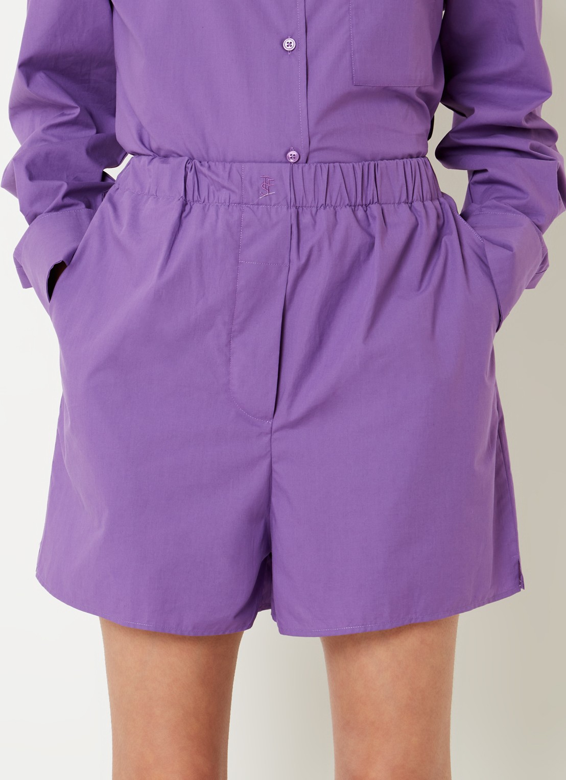 The Frankie Shop Liu high waist wide fit korte broek met elastische band - detail 4 paars