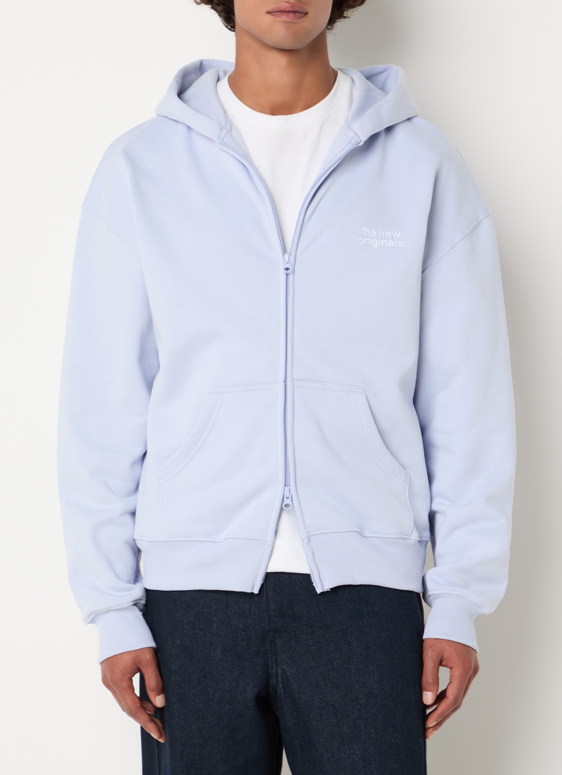 The New Originals Catna sweatvest met logo- en backprint - achterkant 3 lichtblauw
