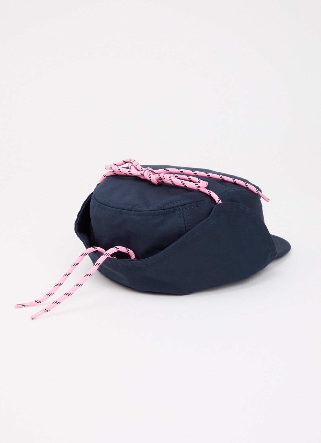 The New Originals Emblem Padded pet met logoborduring - detail 2 donkerblauw